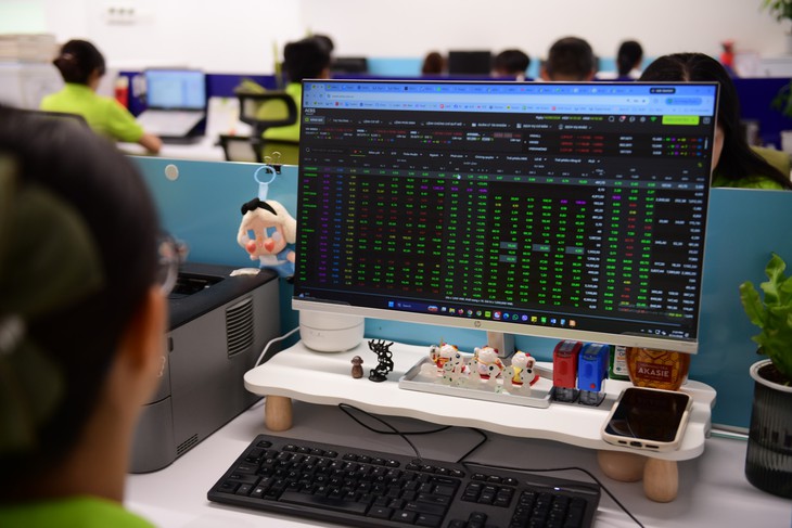 Cổ phiếu nào được nhiều quỹ đầu tư nắm giữ nhất trong 27 mã Việt Nam thuộc FTSE All-Cap? - Ảnh 1.