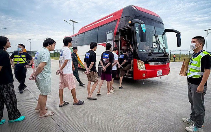 Lần đầu lộ diện 'hang ổ lừa đảo' từng chứa 20.000 người tại Campuchia - Ảnh 9.