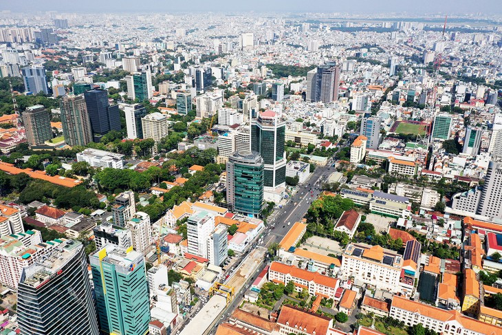 Pháp luật quy định quyền sở hữu nhà ở và quyền sử dụng đất ở tại Việt Nam của người gốc Việt thế nào? - Ảnh 1.