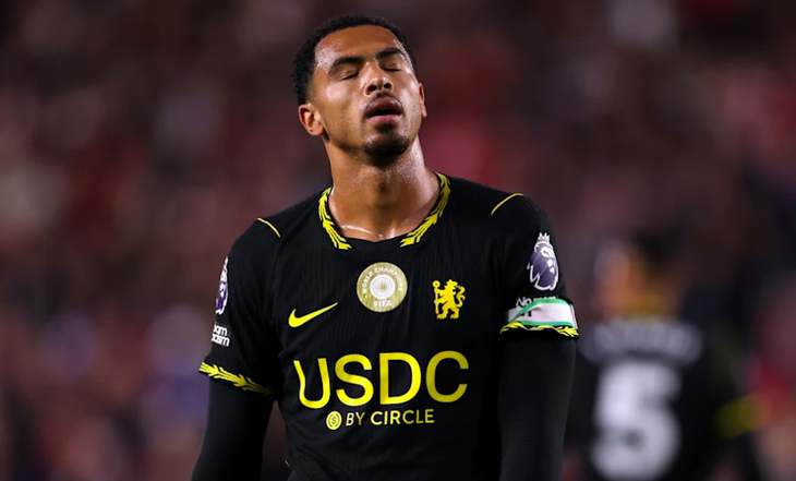 Chelsea thảm bại trước Brentford, tiếp tục khởi đầu bất ổn - Ảnh 1.
