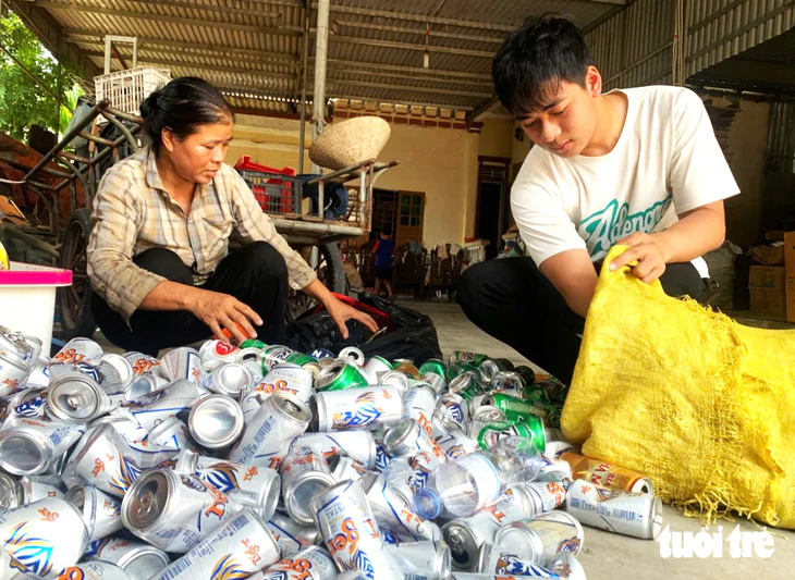 Đi nhặt ve chai từ nhỏ vẫn là HS giỏi tỉnh, đậu ĐH Y Dược mang theo chỉ… 7 triệu đồng - Ảnh 4.