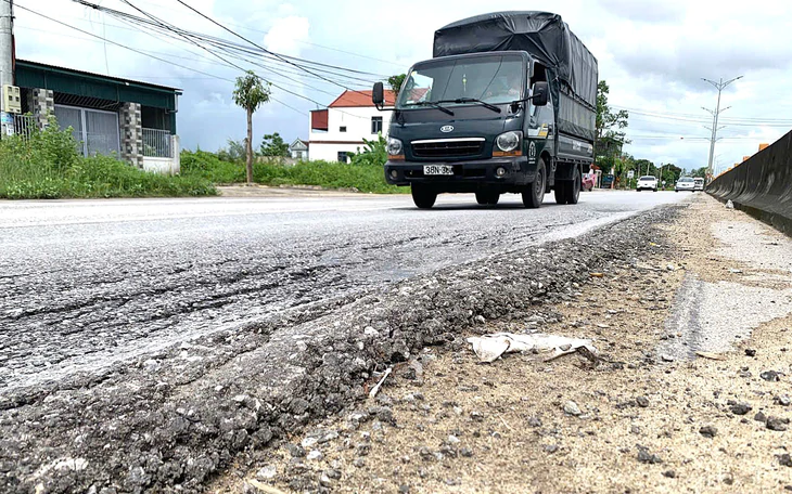 Tạm dừng thu phí hai trạm Bến Thủy trong 30 ngày do vi phạm bảo trì - Ảnh 3.