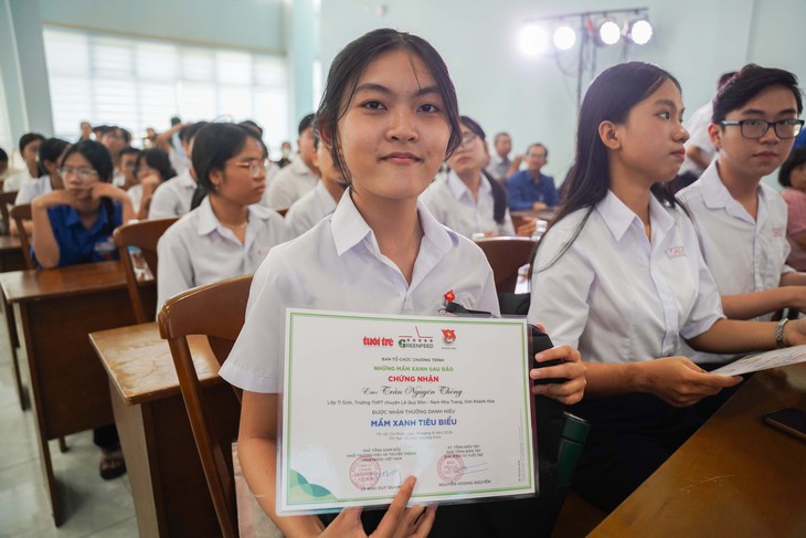74 'mần xanh' Khánh Hòa được tiếp sức vững bước học tập - Ảnh 10.