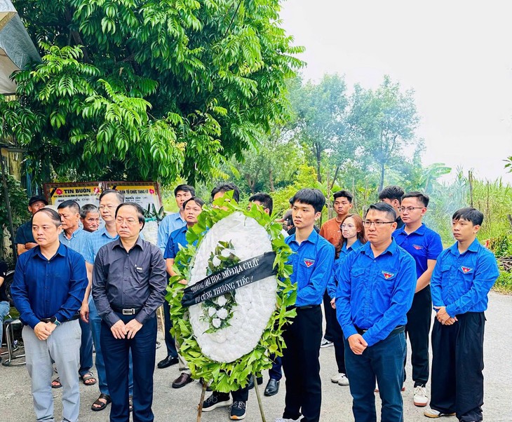 Tân sinh viên vừa nhập học 2 tuần đã lọt cống tử vong, xóm nhỏ nghẹn ngào - Ảnh 4.