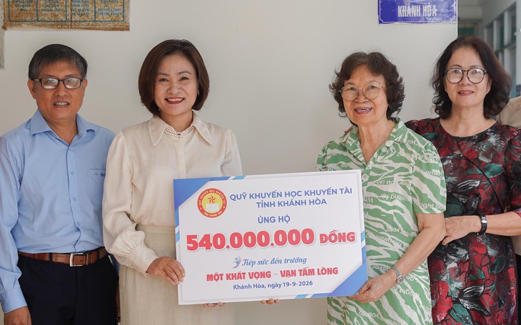 Trường cấp học bổng toàn phần cho nữ sinh 14 năm nương nhờ cửa Phật - Ảnh 5.