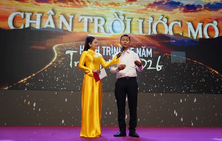 Gặp lại những gương mặt thành công của học bổng 'Tiếp sức đến trường' - Ảnh 1.