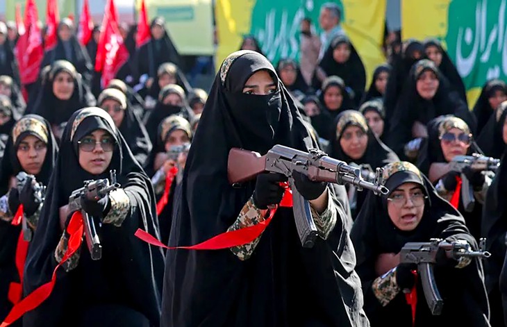 Hơn nửa triệu người đăng ký tình nguyện 'sẵn sàng hy sinh vì Iran' - Ảnh 5.