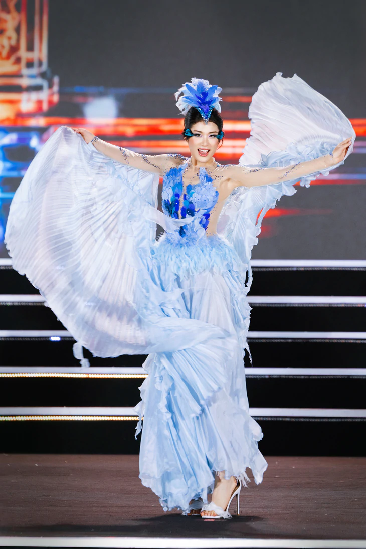Bảo Ngọc hóa thiếu nữ Tây Bắc trên sân khấu Miss World 2026 - Ảnh 15.
