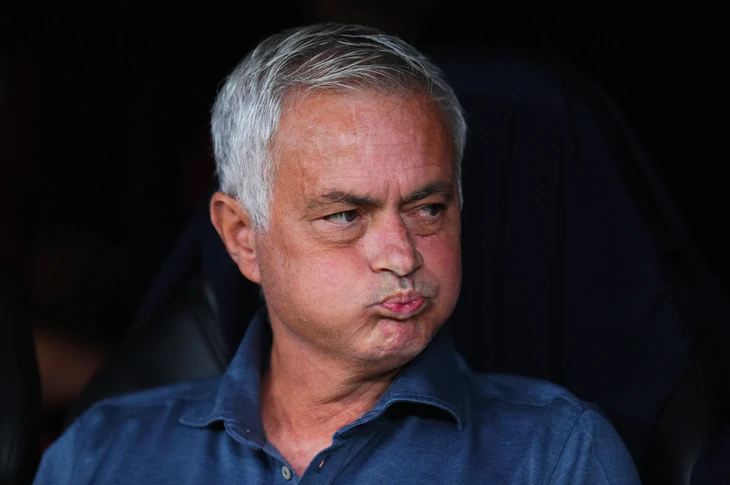 Sao Real Madrid không sợ phạt tiền, Mourinho vẫn có cách chấn chỉnh - Ảnh 1.