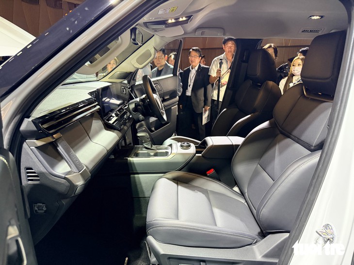 Mitsubishi Pajero đời mới ra mắt: 2 màn lớn, máy dầu, có thể thêm hybrid, lắp ở gần Việt Nam - Ảnh 15.