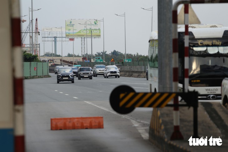 17h ngày 2-9, cao tốc Long Thành - Dầu Giây thông thoáng, chưa áp dụng cho xe chạy ngược chiều - Ảnh 4.