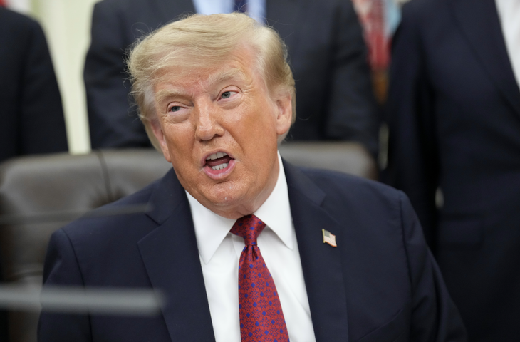 Ông Trump tuyên bố hài lòng với vị thế của Mỹ trong xung đột với Iran - Ảnh 1.