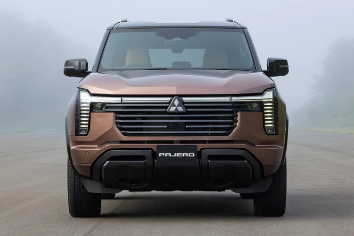 Mitsubishi Pajero đời mới ra mắt: 2 màn lớn, máy dầu, có thể thêm hybrid, lắp ở gần Việt Nam - Ảnh 6.