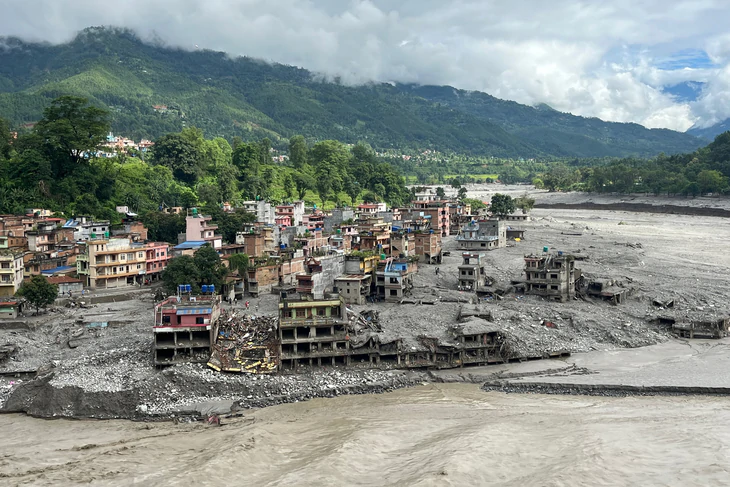 Nepal xây lại hệ thống cảnh báo sớm sau thảm họa lũ - Ảnh 1.