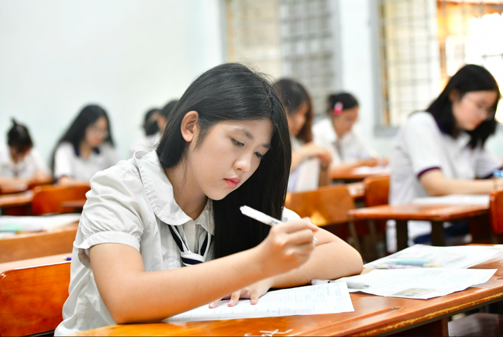 'Thay đổi trong tuyển sinh phải báo trước ít nhất 3 năm để đảm bảo công bằng'   - Ảnh 4.