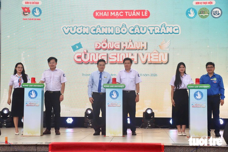 'Vươn cánh bồ câu trắng' tiếp sức tân sinh viên rèn luyện, tự tin 'tung cánh' trưởng thành - Ảnh 3.