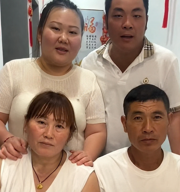 Con gái mai mối cho mẹ lấy... bố chồng - Ảnh 1.