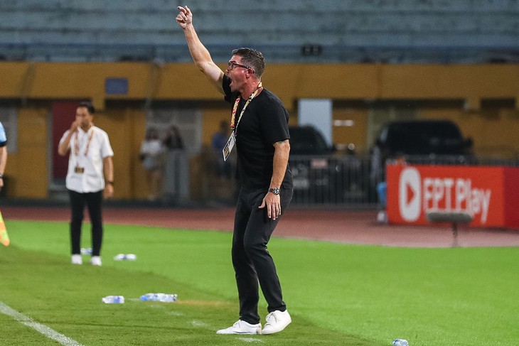 HLV Harry Kewell nói gì sau khi CLB Hà Nội bị loại sớm khỏi Cúp quốc gia? - Ảnh 1.