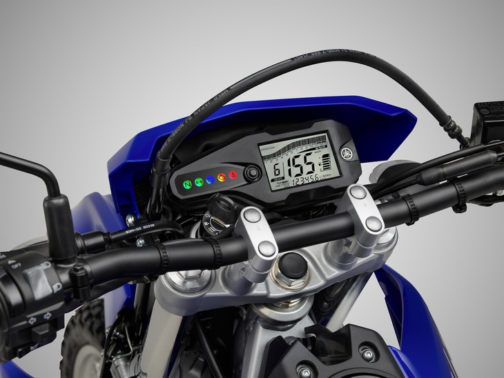 Yamaha tung xe máy mới ở Việt Nam: Giá 79 triệu, vừa đi phố vừa chơi địa hình - Ảnh 13.