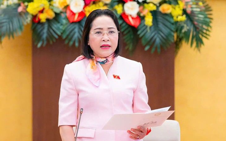 Bộ Giáo dục và Đào tạo: Giữ ổn định kỳ thi tốt nghiệp THPT, trình Thủ tướng phương án thi trên máy tính - Ảnh 3.
