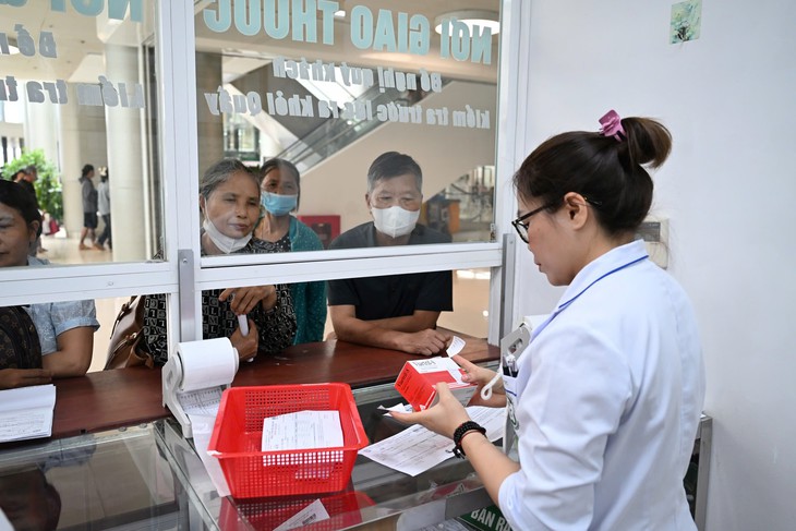 Giảm tải ở bệnh viện tuyến cuối: Bớt một chuyến đi xa - thêm niềm tin ở lại - Ảnh 2.