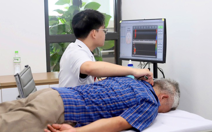Người dân phản ảnh thuốc bảo hiểm y tế tại tuyến cơ sở còn ít: Bộ Y tế nói gì? - Ảnh 3.