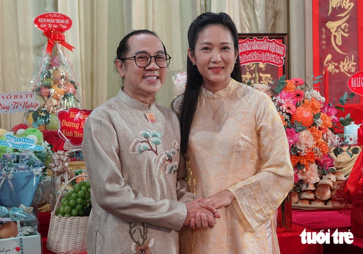 Kịch đoàn Thành Lộc rộn ràng tổ chức giỗ tổ sân khấu đầu tiên tại Nhà hát Bến Thành - Ảnh 1.
