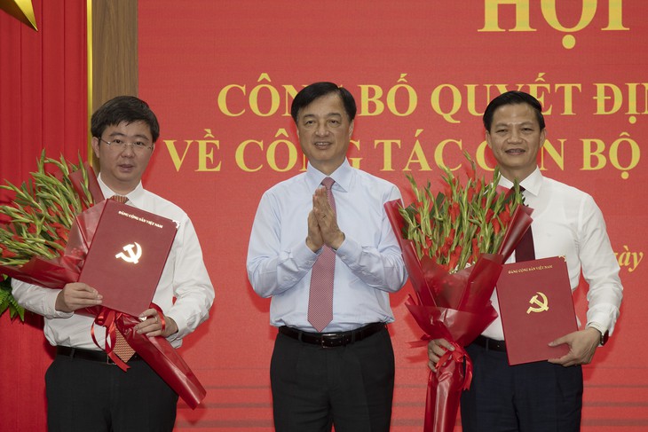 Thứ trưởng Bộ Khoa học và Công nghệ Bùi Hoàng Phương được giới thiệu bầu Chủ tịch UBND Quảng Trị - Ảnh 3.