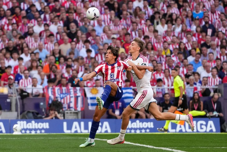 Real Madrid cấm cầu thủ tiếp xúc truyền thông sau trận thua Atletico - Ảnh 1.