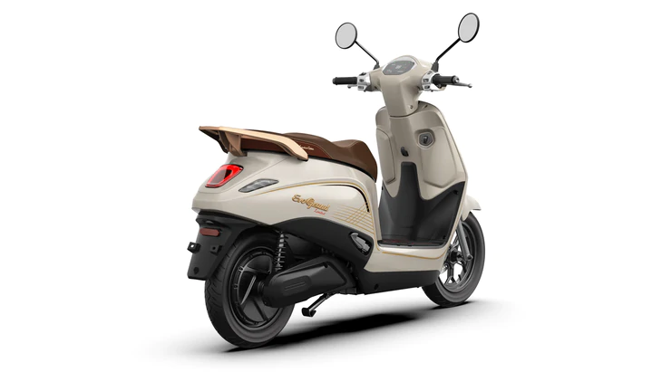 Xe máy điện VinFast Evo Grand đời mới ra mắt: Giá từ 25,9 triệu, chạy tới 262km/sạc - Ảnh 6.