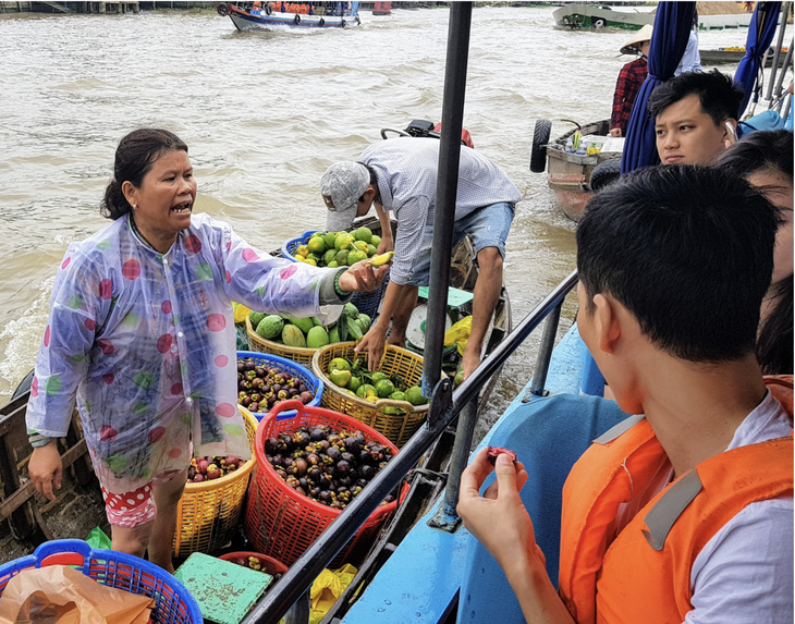 Du khách 'bóc phốt' trải nghiệm tại chợ nổi Cái Răng, ngành du lịch lên tiếng - Ảnh 4.