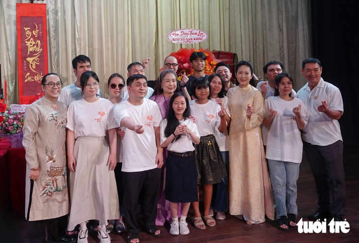 TP.HCM, khắp nơi tưng bừng giỗ tổ sân khấu - Ảnh 5.