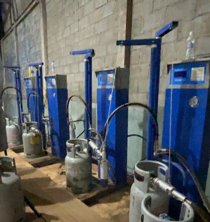 Gas giả - Ảnh 2.