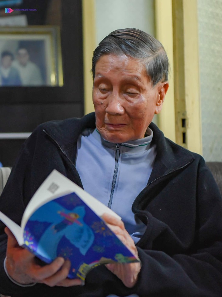 Trăn trở của nhạc sĩ Phạm Tuyên: ‘Nay không còn ai viết bài mới cho thiếu nhi nữa’ - Ảnh 2.