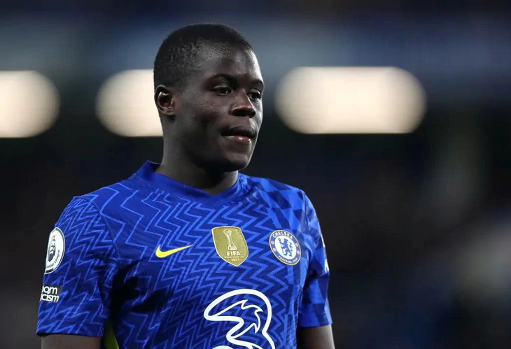 Cựu trung vệ Chelsea bị ‘tác động vật lý’ vì qua mặt người đại diện - Ảnh 1.