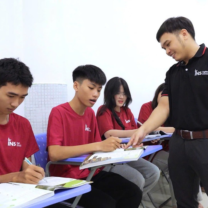 Có cần đổ xô học và thi IELTS? - Ảnh 2.