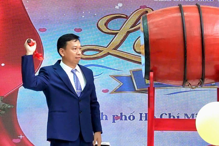 Hiệu trưởng ở TP.HCM viết thư giữa đêm mưa gây bão mạng - Ảnh 2.