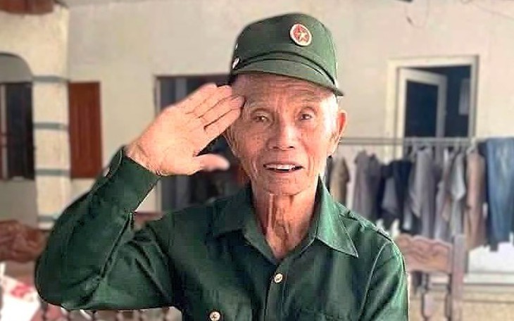 Cụ ông 92 tuổi lạc trong đêm mang 7 cây vàng SJC ở Hải Phòng - Ảnh 2.
