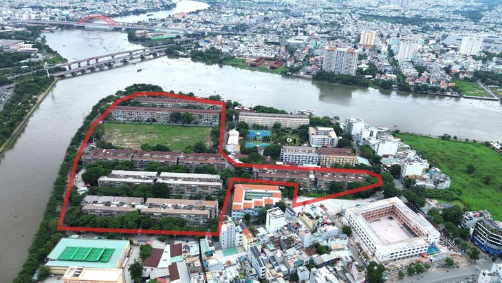 Sở Xây dựng đề nghị phường Bình Quới cưỡng chế di dời với chung cư Thanh Đa - Ảnh 1.