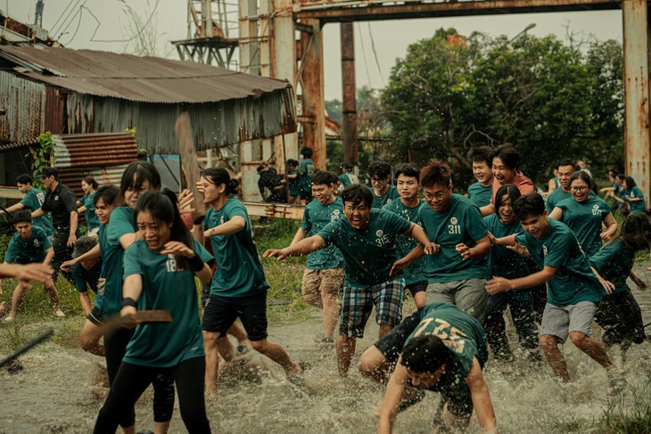 'Trại buôn người' có hơn 10.000 người tham gia, xác lập Kỷ lục Việt Nam  - Ảnh 4.
