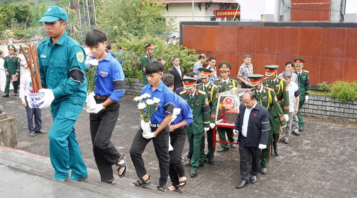 Tìm thấy hài cốt liệt sĩ A Ngoã hi sinh năm 1980 ở Đăk Tờ Kan - Ảnh 1.