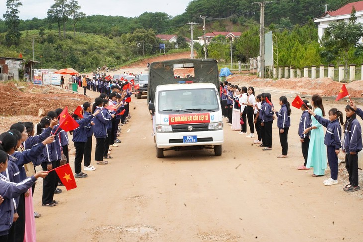 Tìm thấy hài cốt liệt sĩ A Ngoã hi sinh năm 1980 ở Đăk Tờ Kan - Ảnh 2.