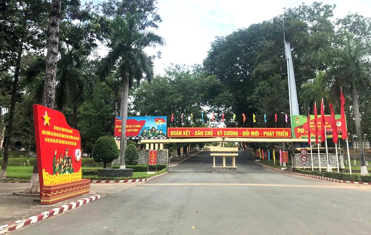 Tìm thông tin nơi chôn cất hài cốt liệt sĩ trong Trường Sĩ quan Công binh, Bình Dương cũ - Ảnh 1.