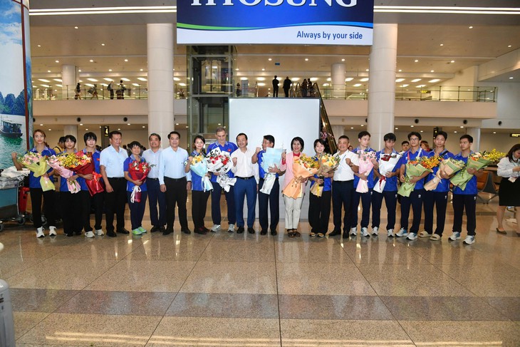Các cô gái vàng karate trở về trong vòng tay yêu thương - Ảnh 3.