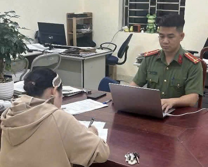 Công an làm việc với cô gái lên mạng xã hội chê người Tuyên Quang 'quẩy' bên mô hình Trung thu - Ảnh 2.