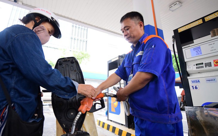 Xăng sinh học E10RON95 tiêu chuẩn mức V có giá trên 28.000 đồng/lít - Ảnh 3.
