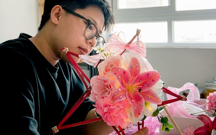Mâm cỗ Trung thu ‘đổi mood’, trái cây hoá muôn hình - Ảnh 3.