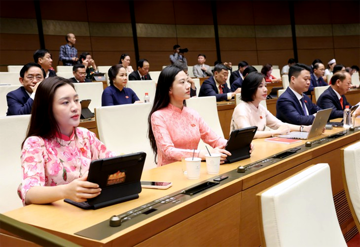 2 nhóm giảng viên luật được miễn đào tạo nghề để trở thành luật sư công - Ảnh 2.