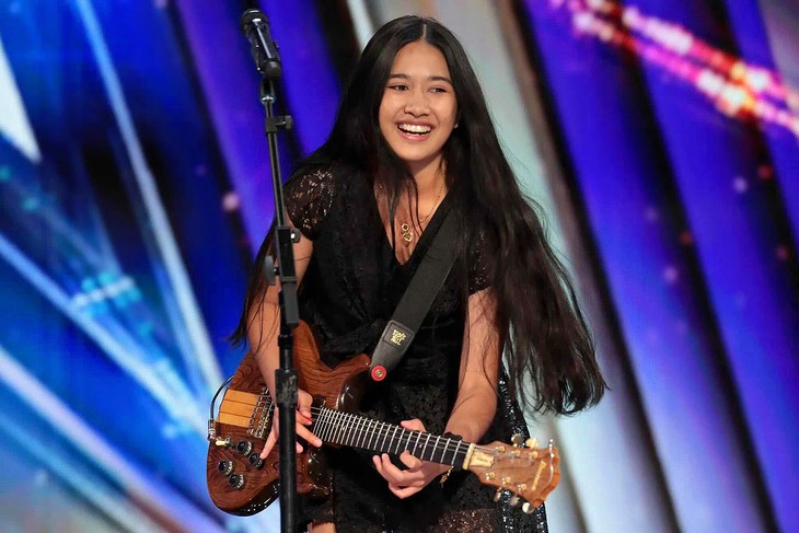 Cô gái 16 tuổi thắng America’s Got Talent, nhận 1 triệu USD - Ảnh 4.