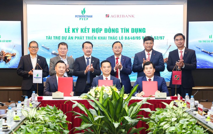Agribank ký hợp đồng tín dụng với PVEP, tài trợ dự án khí Lô B - Ảnh 1.
